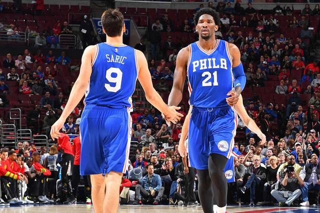  恩比德赛季报销76人冲击受阻  