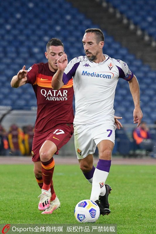  佛罗伦萨主场力克罗马，紫百合掌控中场节奏  